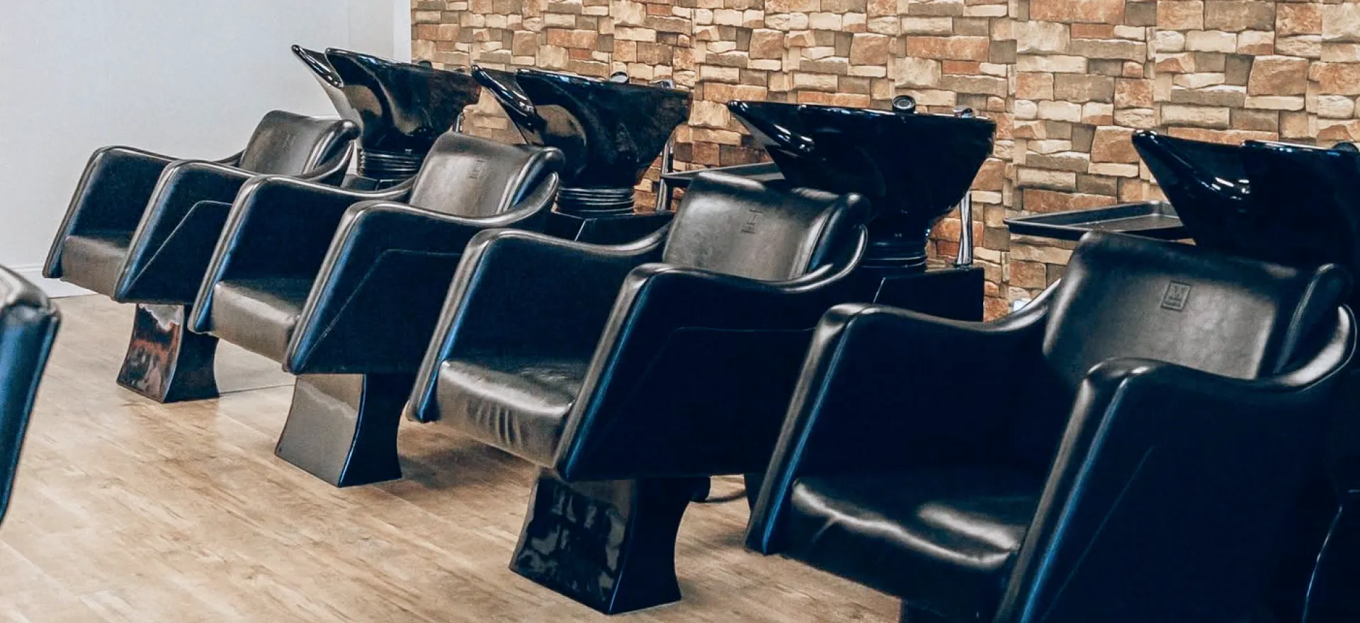 A Real Working Student Salon